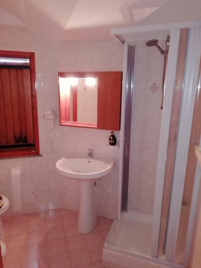 Seguimi A Calasetta Sant'Antioco Luaran gambar