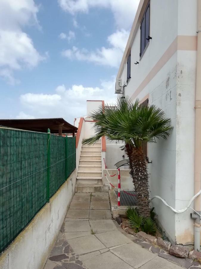 Seguimi A Calasetta Sant'Antioco Luaran gambar